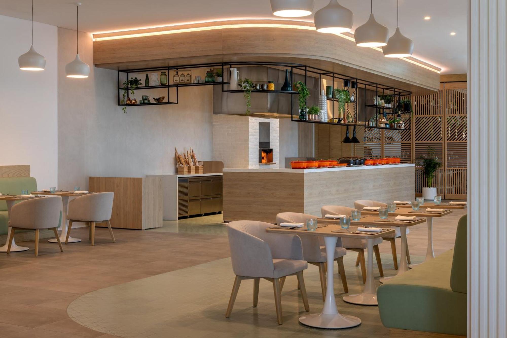 Staybridge Suites Dubai Business Bay By Ihg المظهر الخارجي الصورة